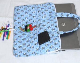 Laptophoes met handblokprint, gewatteerde katoenen MacBook-hoes met bloemen