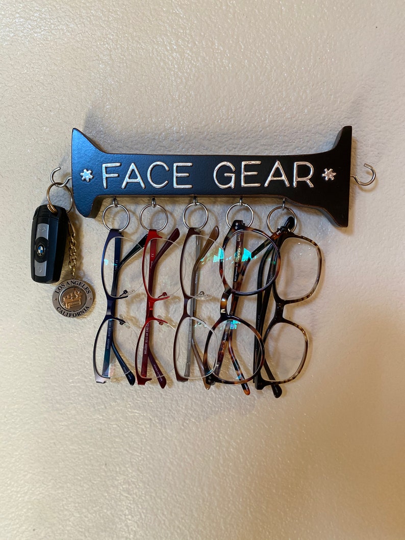 Unique Compact wall organizer and storage for Sunglasses, read Unique Compact wall organizer and storage for Sunglasses, read