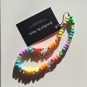 90's Y2K Inspired Handmade Beaded Crystal Colourful Happy Face Flower Phone Strap Phone Charm Phone Accessories Lanyard