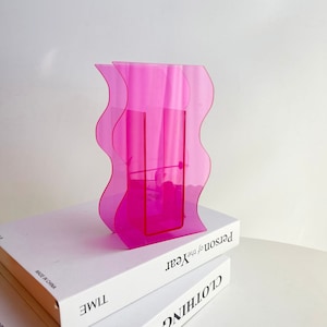 Handmade Color Tinted Acrylic Vase: Modern Art Decor, Birthday,Wedding,Christmas,Anniversary,Thanksgiving,Housewarming Pink Wave