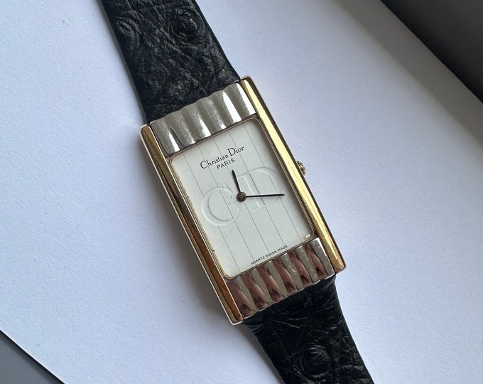 Vintage 90s Gender Neutral Ch-Di Watch with white dial