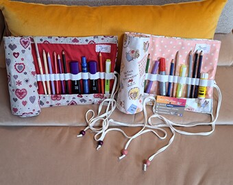 Pochette de rangement crayons de couleurs, pinceaux, accessoires maquillage