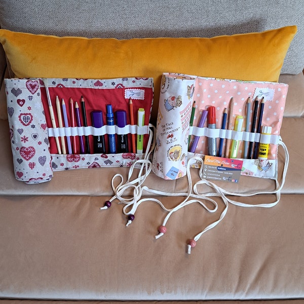 Pochette de rangement crayons de couleurs, pinceaux, accessoires maquillage