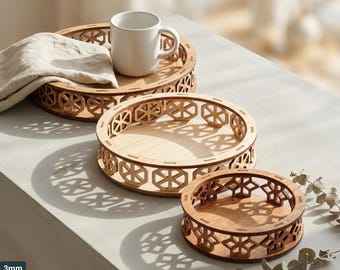 Runde dekorative Tabletts - Ornamentale Holzkörbe - Set mit 3 geschnitzten Holztabletts