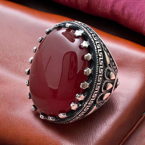 Bold Yemen Red Agate Ring: Genuine Yemeni Agate Stone in 925 Sterling Silver - Statement Piece عقیق یمانی
