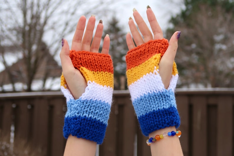 Aroace Pride Flag Knit Fingerless Gloves, Pride Knit Hand Warmers, Double Layer Knit Gloves, Aroace Gift, Coming Out Gift image 4