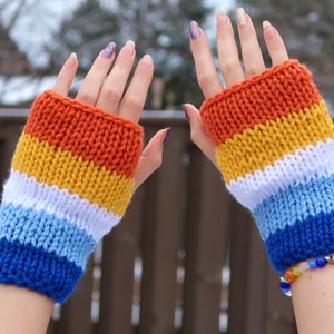 Aroace Pride Flag Knit Fingerless Gloves, Pride Knit Hand Warmers, Double Layer Knit Gloves, Aroace Gift, Coming Out Gift image 3