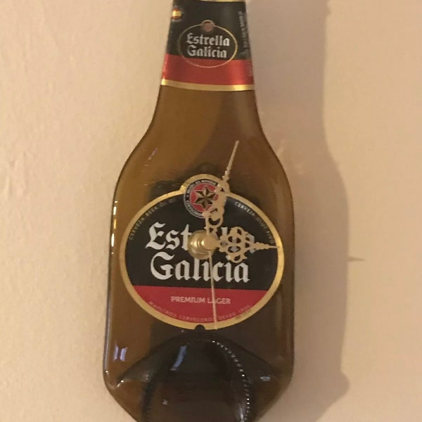 Orologio da parete Estrella Galicia con bottiglia schiacciata/appiattita