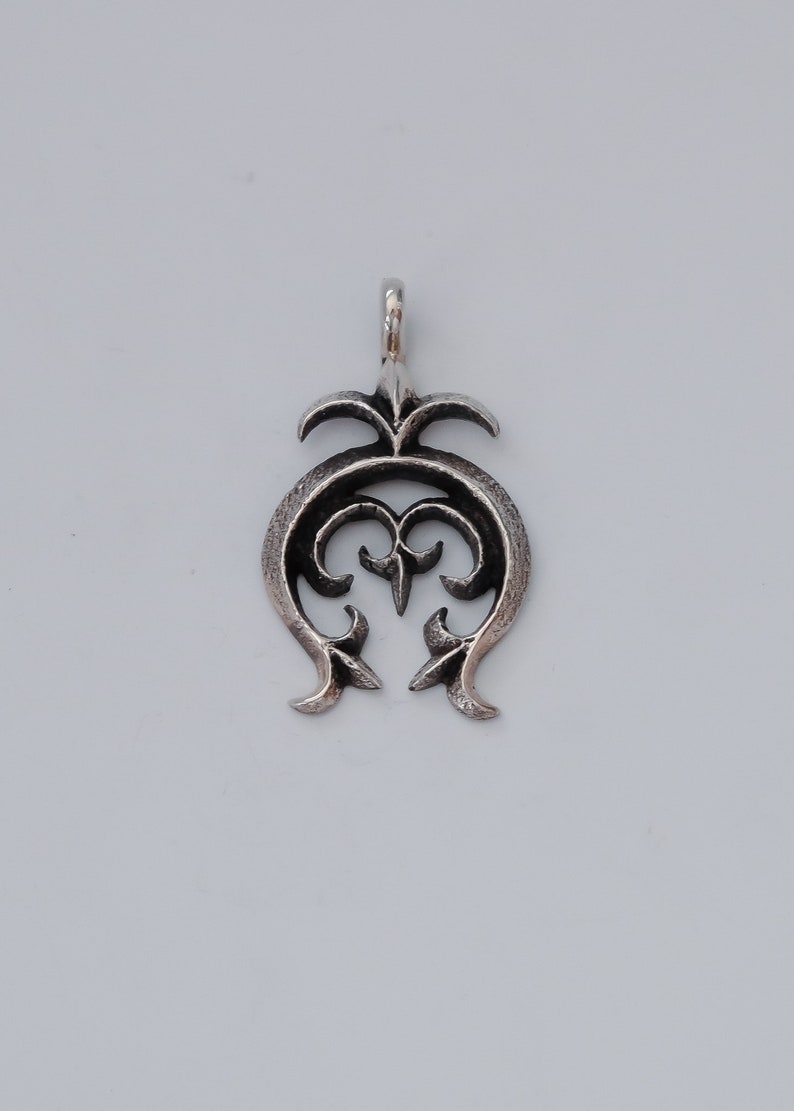 Aaron Anderson Small Naja Pendant