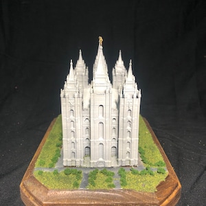Salt Lake City Utah Church of Jesus Christ of Latter Day Saints Temple painted Diorama