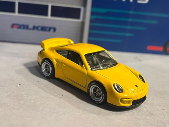 Hot Wheels Porsche 911 GT2 Multipack Exclusive Wheel Swapped