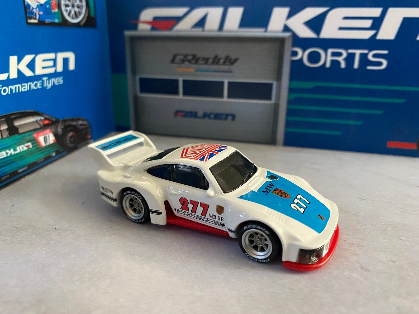 Hot wheels porsche 935