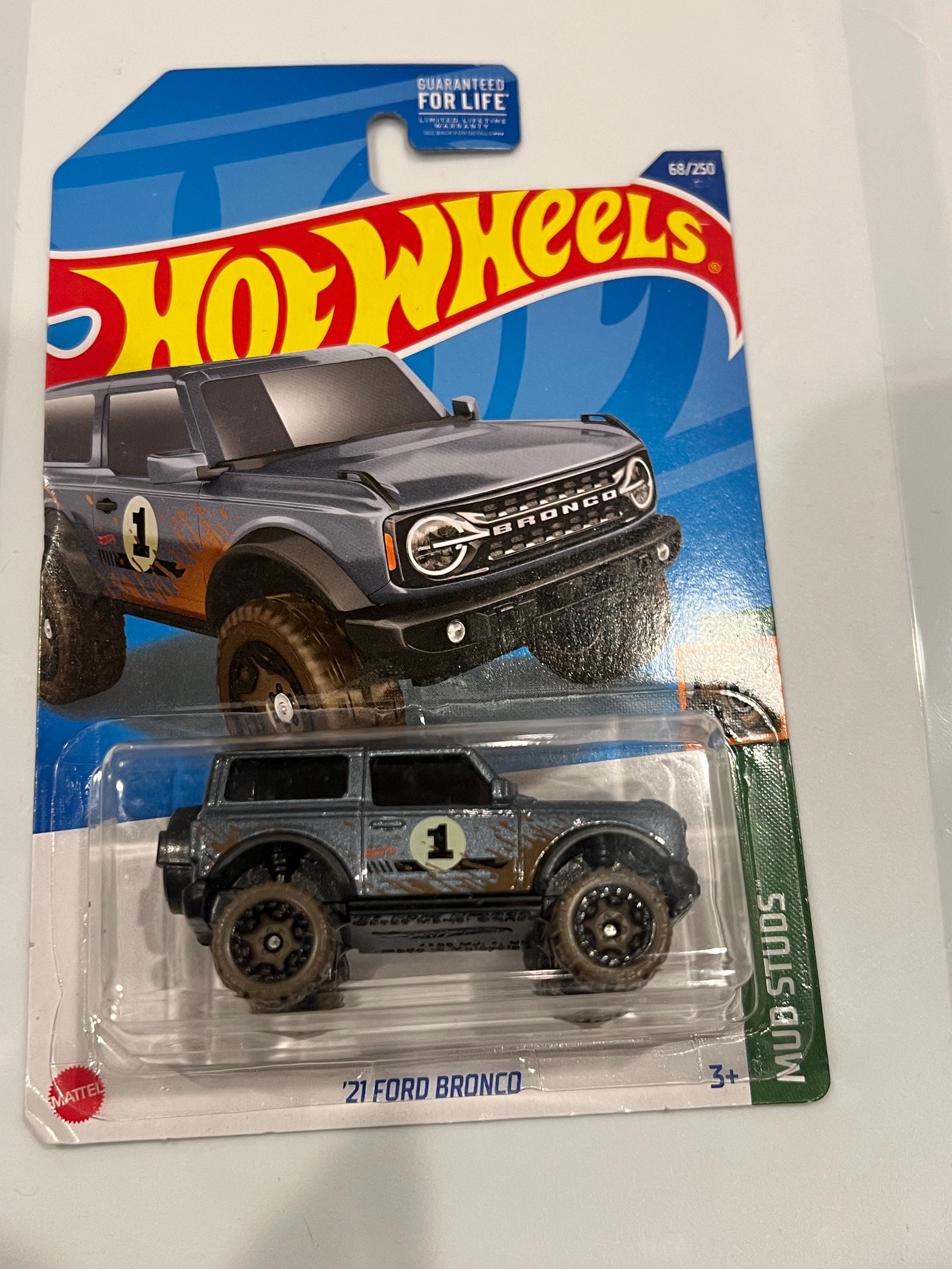 Hot Wheels ‘21 2 door Ford bronco 1:64 scale diecast