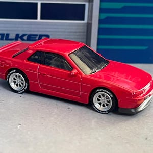 日産240SX　ミニカー ixo 1/43 日産 240SX 1997 ホワイト 左ハンドル
