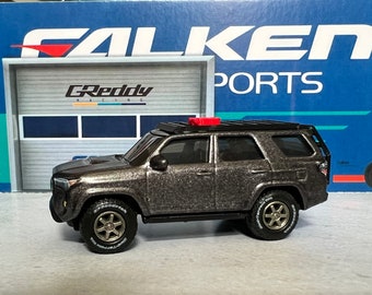 Hot wheels Toyota 4Runner custom real riders and paint 1:64