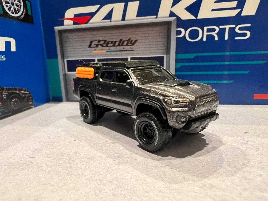 Hot wheels toyota tacoma Hot wheels toyota tacoma