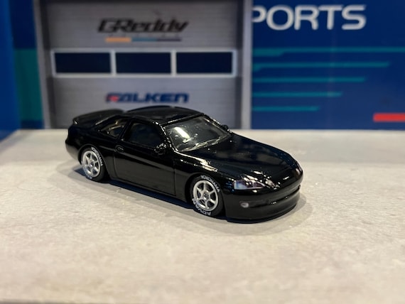Hot wheels Lexus SC/toyota Soarer custom with real rider swap