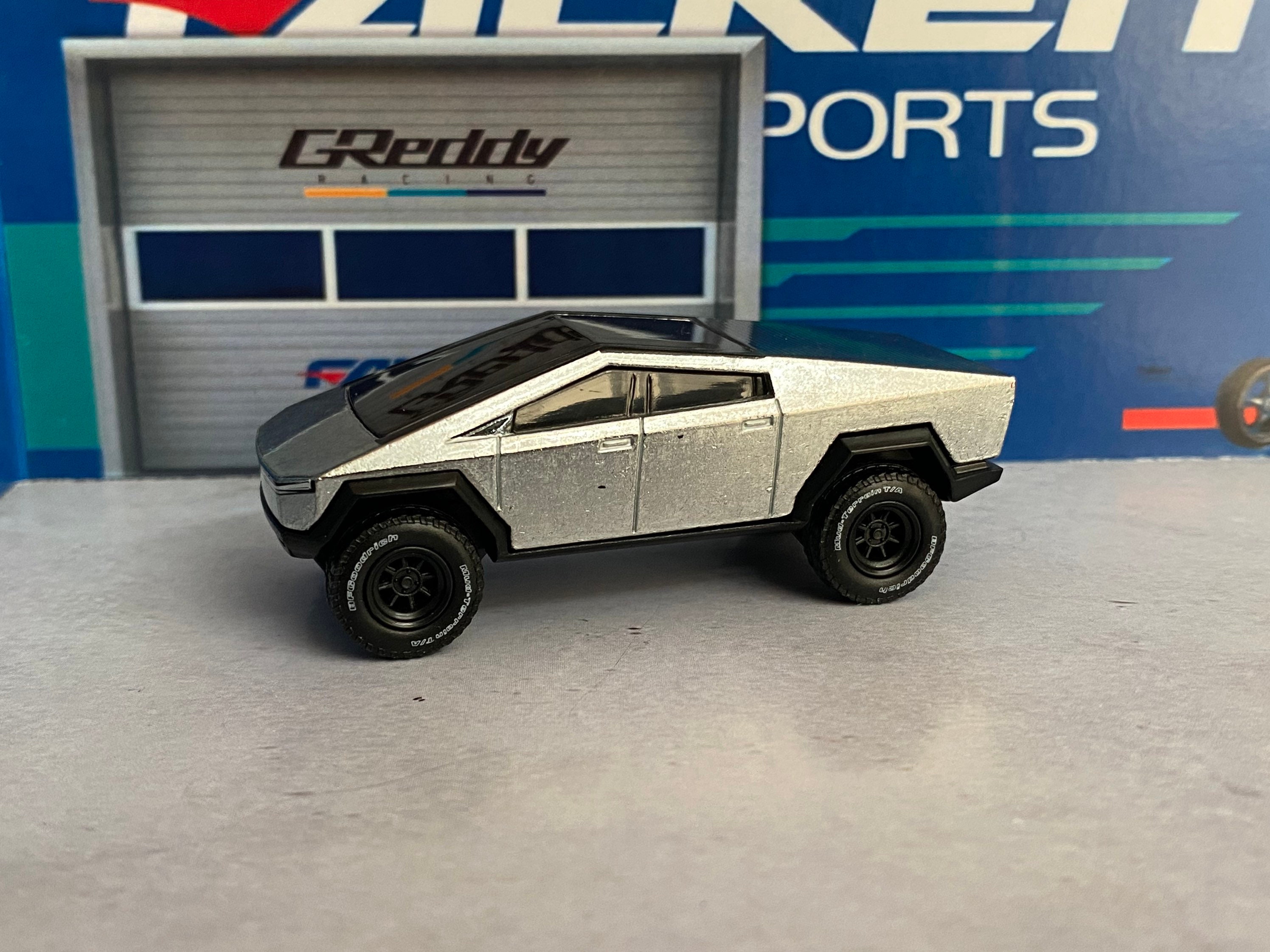 ホットウィールTesla Cybertruck 3台セット ホットウィールTesla Cybertruck 3台セット