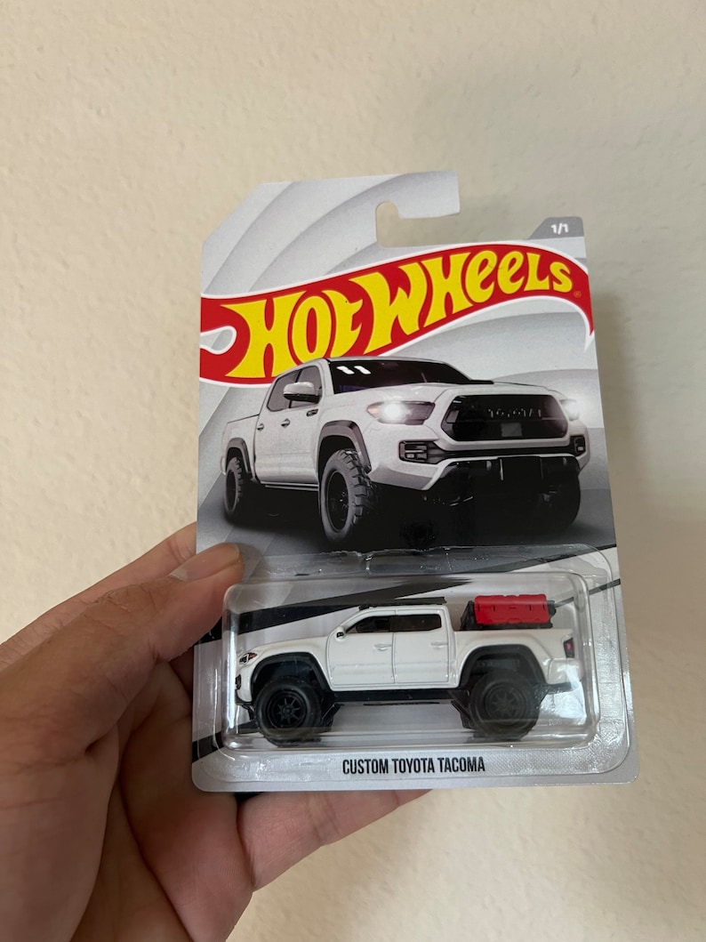 Hot wheels Toyota Tacoma 3rd gen custom paint and wheels with custom card. image 6