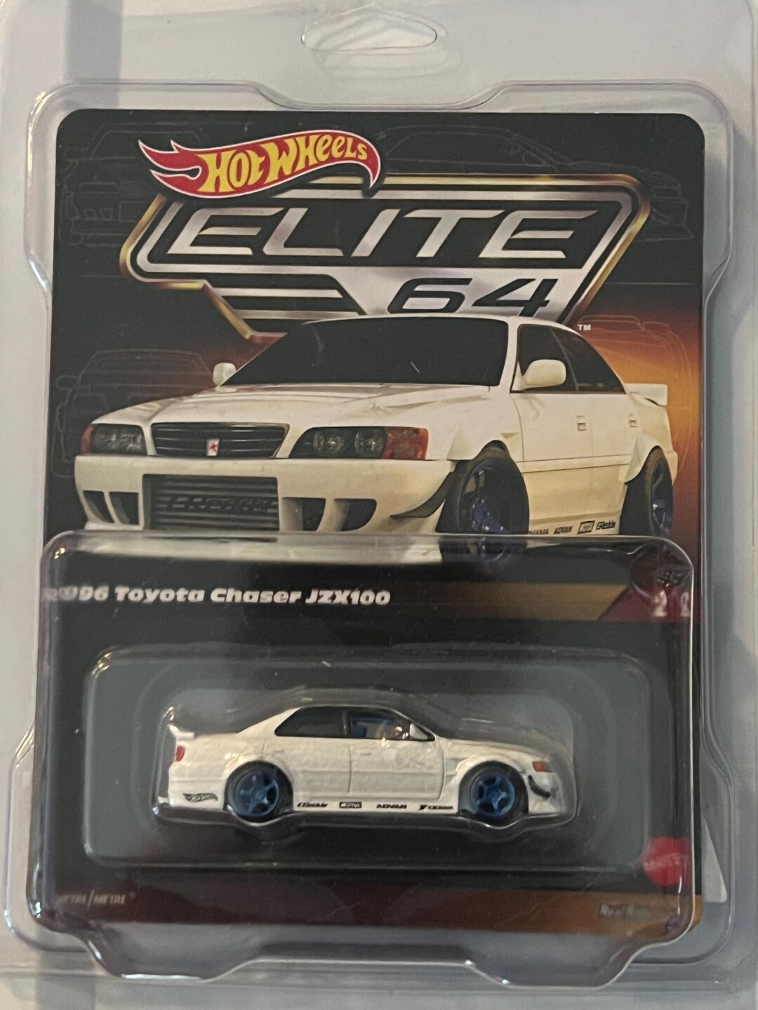 Diecast model cars Toyota Corolla 1/64 INNO64 Levin (AE86) grün 1:64