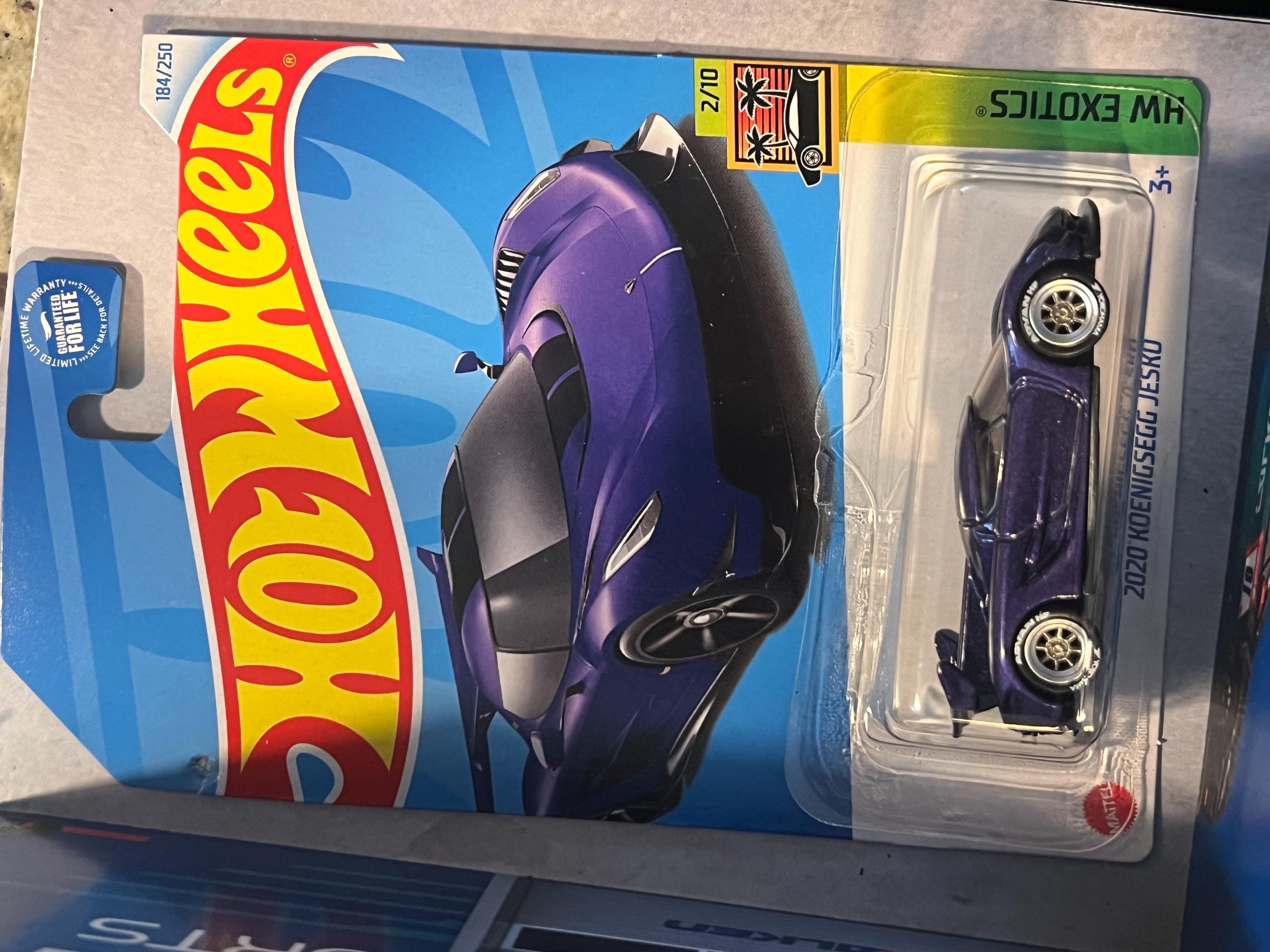 ホットウィール　スプーン　シビック　FL5 HONDA civic TYPE R Amazon.com: Hot Wheels 1:64 Boulevard- Civic Type R : Toys