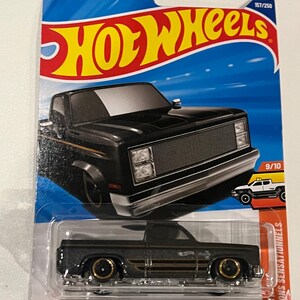 1992 92 CHEVY CHEVROLET C1500 SS 454 PICKUP TRUCK 1:64 SCALE DIECAST M