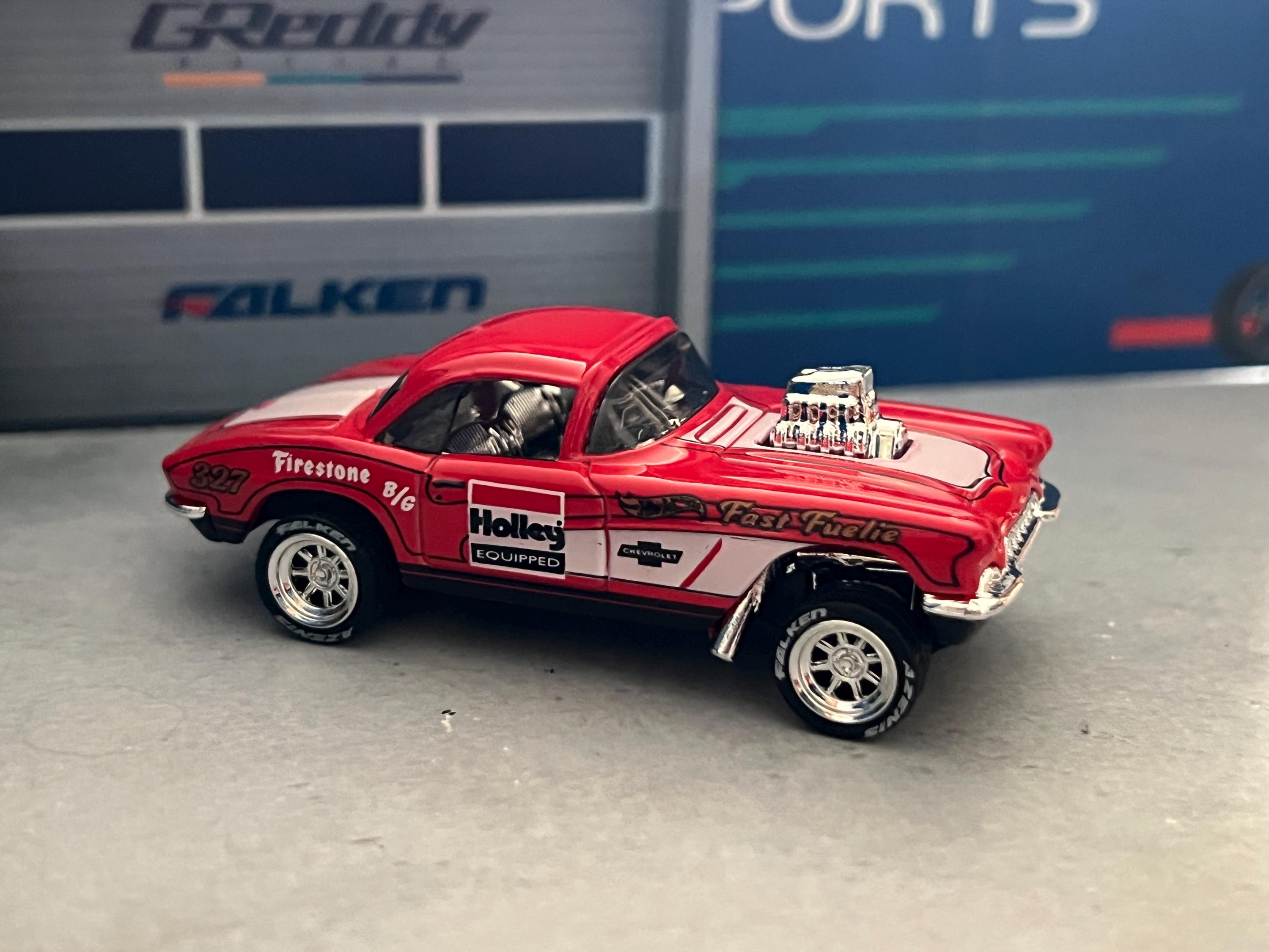 ホットウィール　62 Corvette Gasser　純正プロテクター付き Amazon.com: Hot Wheels 1:64 Scale '62 Corvette Gasser Die