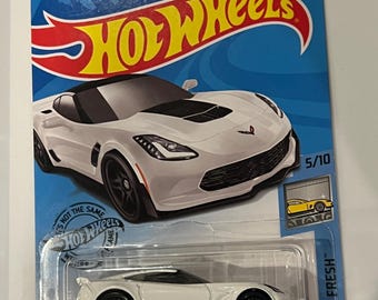 Hot Wheels Chevrolet Corvette C7 Z06 1/64 scale model car