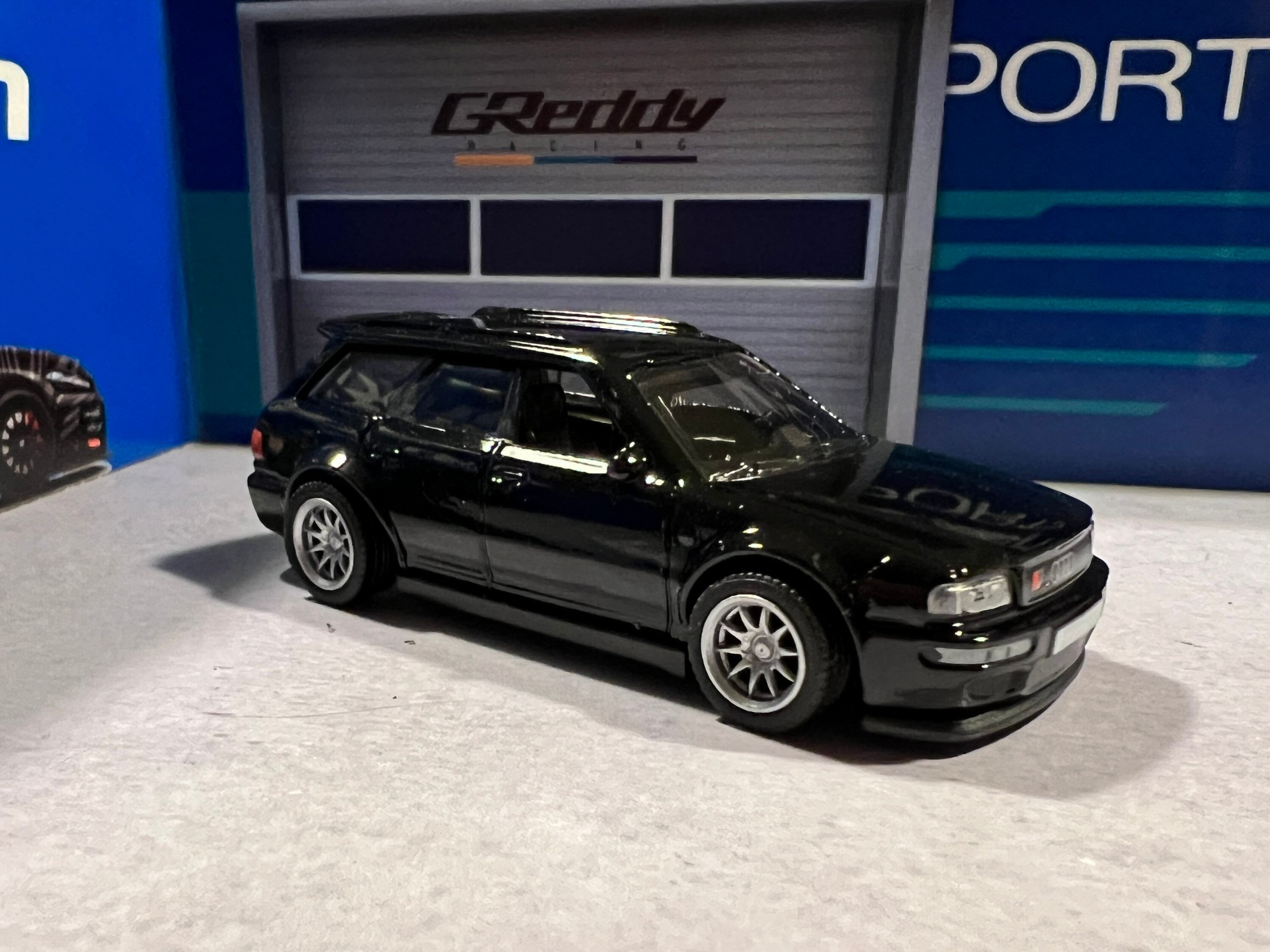 【送料無料（一部地域を除く）】 94 Audi Wheels Hot Avant 1/64 Swap Rider Real Custom Rs2 ミニカー