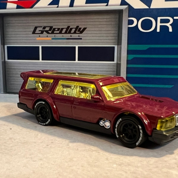 Hot wheels Volvo 240 drift wagon custom real riders