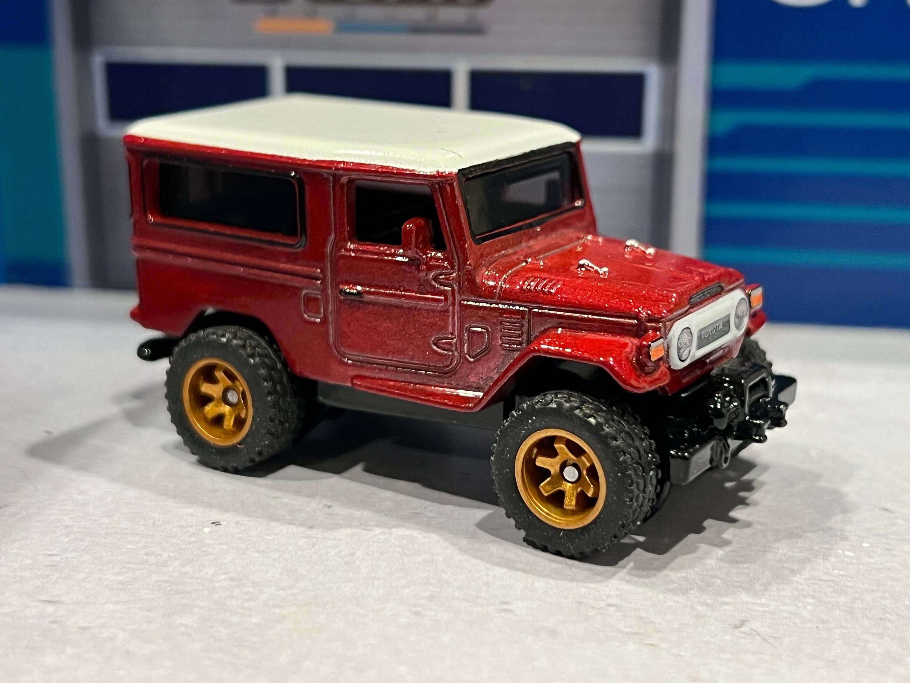 ミニカー Hot Wheels TOYOTA LAND CRUISER FJ43 Hot Wheels Boulevard Toyota Land Cruiser FJ43 | Mattel Creations