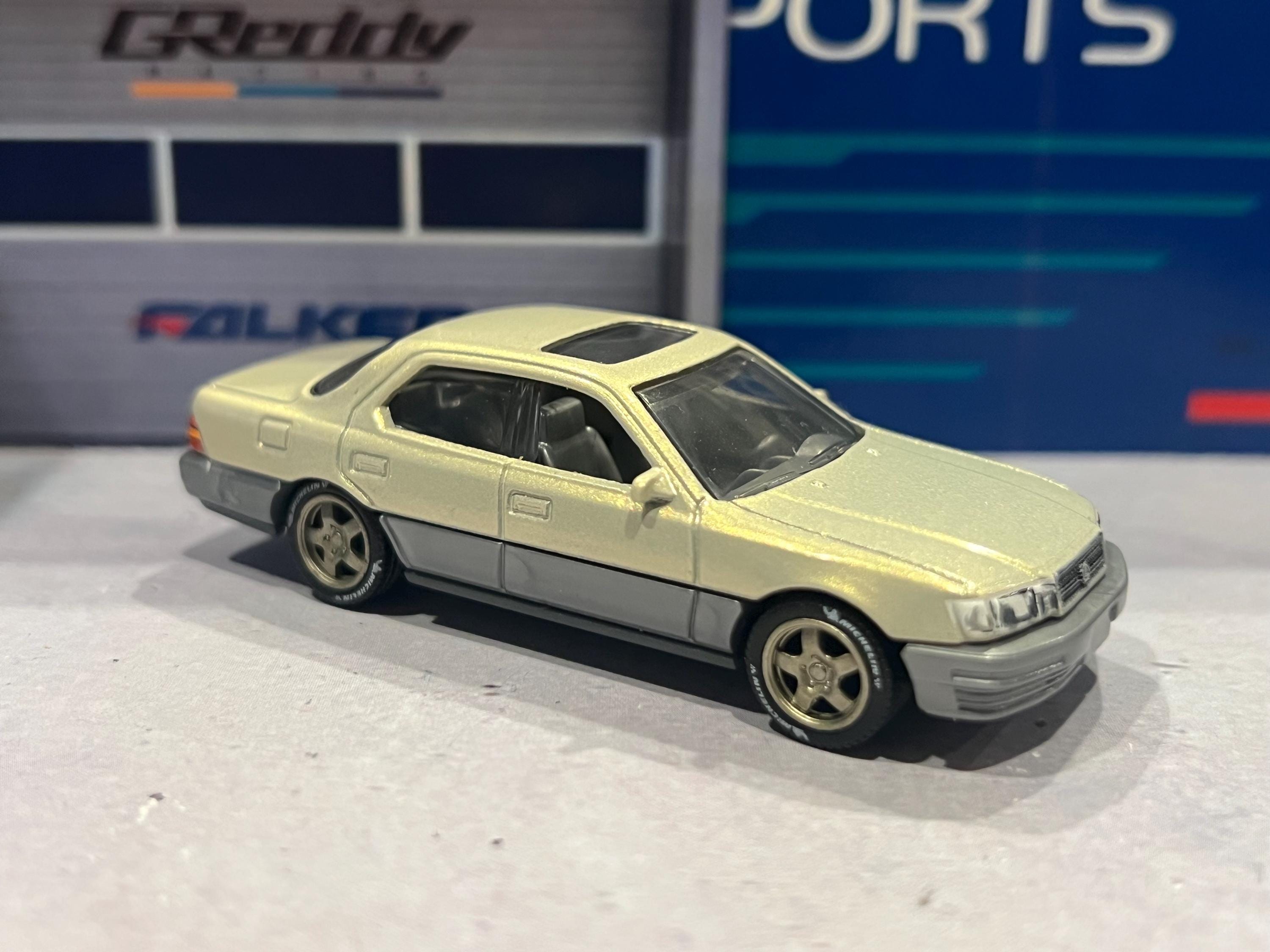 1/64 LEXUS LS400 Randa風エアロキット関村改 完成品 1/64 LEXUS LS400 Randa風エアロキット関村改 完成品