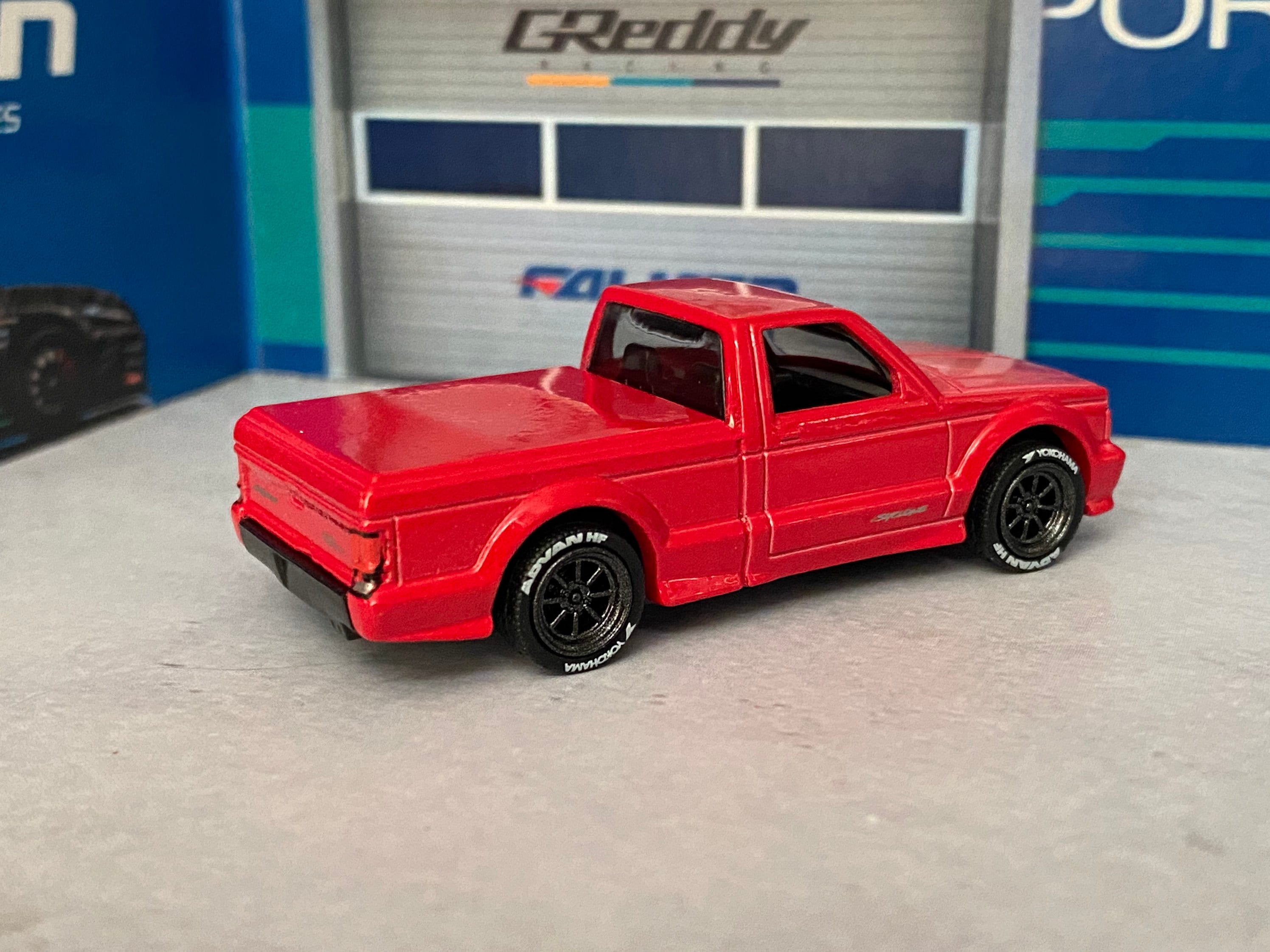 1/64 ホットウィール GMC MOTOR Hotwheels レトロ Amazon.com: Hot Wheels 91 GMC Syclone (White), The '90s 7/10