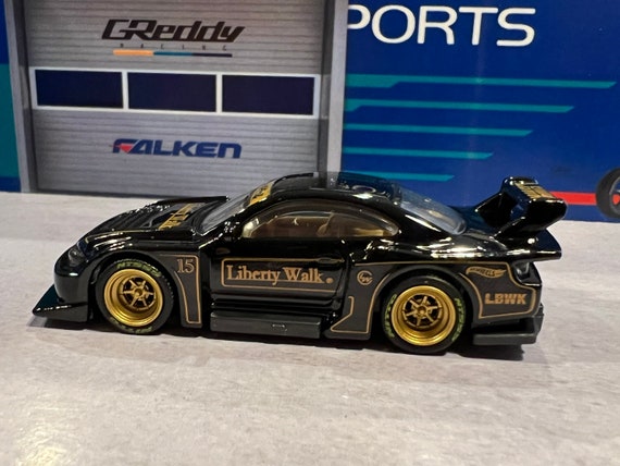 Hot wheels liberty walk Nissan s15 Silvia black with gold real