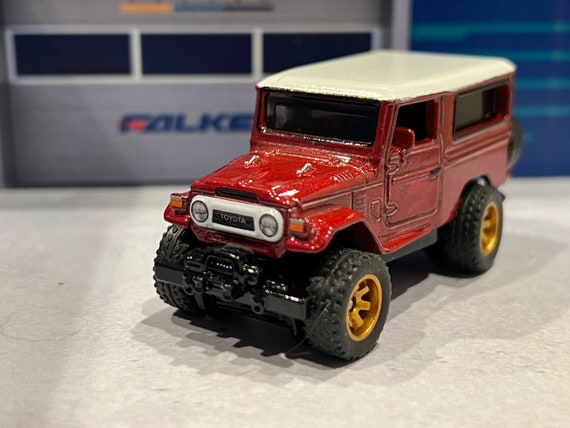 Hot Wheels Fast & Furious - Toyota Land Cruiser FJ43