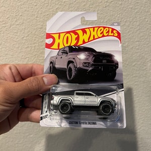 Hot wheels Toyota Tacoma 3rd gen custom paint and wheels with custom card. image 8