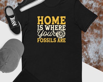 Fossils, Fossil Hunter, Archaeologist, Archaeology, Paleontology, Unisex T-Shirt, Fossil Gift