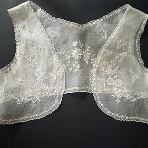 Antique Alencon Lace Ladies&#39; or Child&#39;s Bolero Vest Finely Detailed Excellent, 1800s or 1900s, Ivory, with Embroidered Flowers Butterflies
