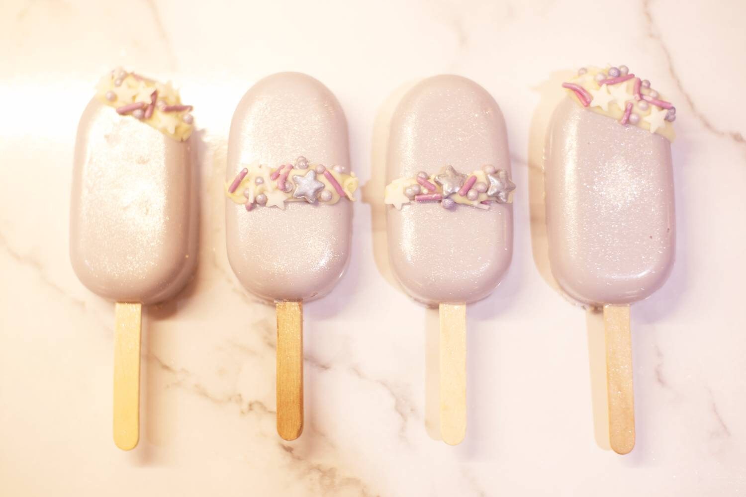 Cakesicles handmade and decorated. Variety of flavours and Etsy