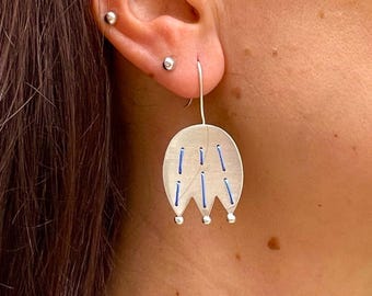 Zilveren bloemoorbel - Sterling zilver 925 met bloemmotief - Handgestikte details - Unieke botanische sieraden - Ambachtsman uit Lissabon