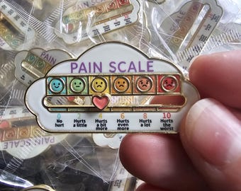 Nurse enamel pin interactive patient pain scale, Paediatric nurse badge, student nurse placement pain score, patient visual aid for pain