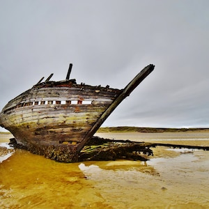 Bad Eddie&#39;s Boat, Wreck of the Cara Na Mara, Shipwrecks, Donegal, Bunbeg, Ireland, wall art, home decor, wall hanging, Beach Photos, boats.