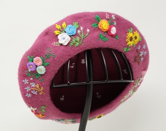 Spooky Skull and Flowers Hand-Embroidered Wool Beret
