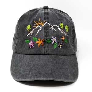 Hand Embroidered Mountain Flower Trees 2 Tone Green Beige Wash cotton Baseball Cap Summer Sun Hat Black