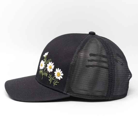 Hand-embroidered Daisy Trucker Hat – Black Floral Mesh Back  display picture 2