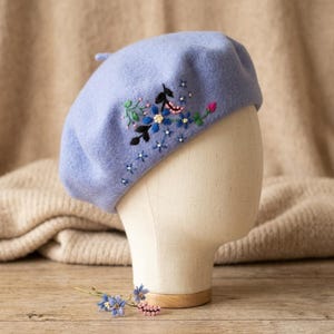 Handmade Hand Embroidered Blue Scatter Flower 100% Wool Beret Hat, Warm Winter Blue French Cap Cute