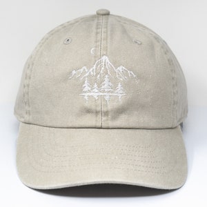 Mountain Forest Embroidered Baseball Cap Curved Brim Sun Hat Summer Shade Cap Beige