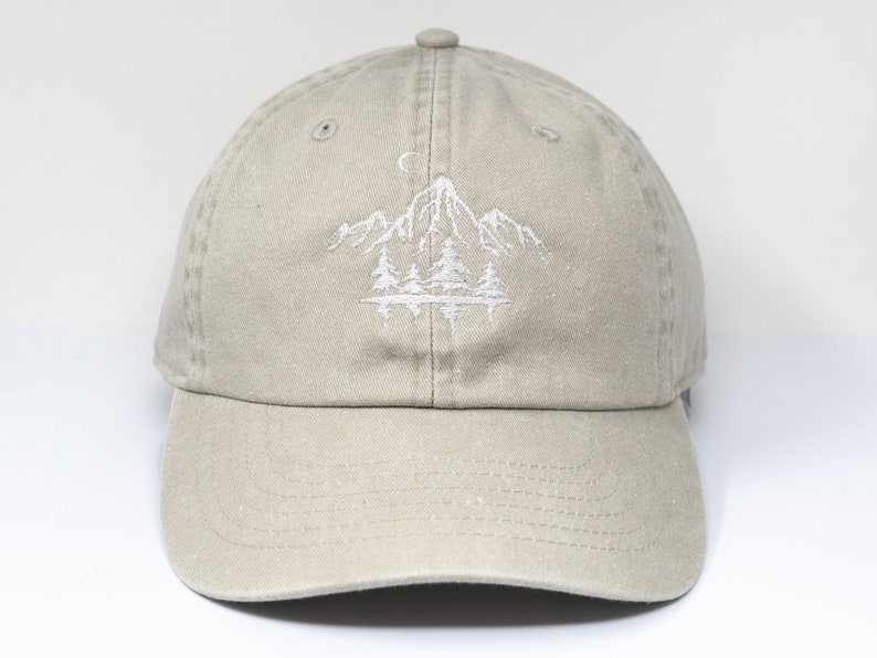 Mountain Forest Embroidered Baseball Cap Curved Brim Sun Hat Summer Shade Cap Beige