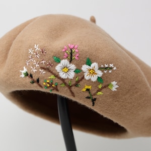 Handmade Hand Embroidered Daisy Flower 100% Wool Beret Hat, Warm Winter French Cap Cute