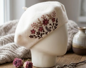 100% Cream White Wool Beret with Delicate Hand-Embroidered Flowers - French Style Hat - Women's Fashion Accessory